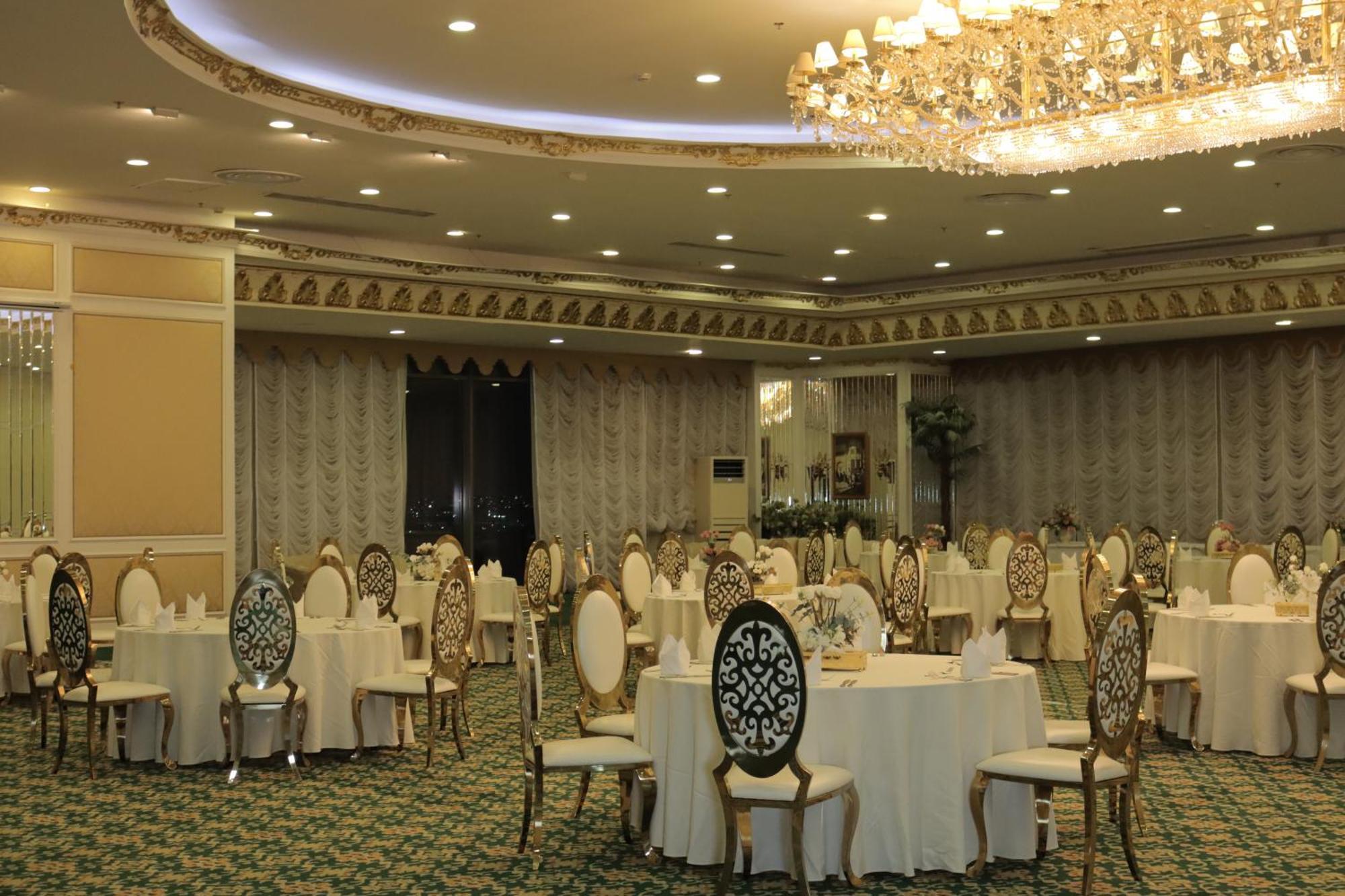 Habitat All Suites, Al Khobar Exterior foto The ballroom